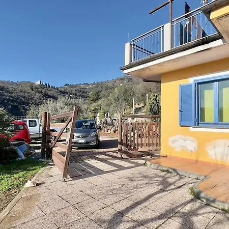 Ca Del Bosco Moglio Apartment *